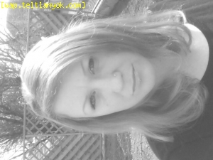 Adrienn83